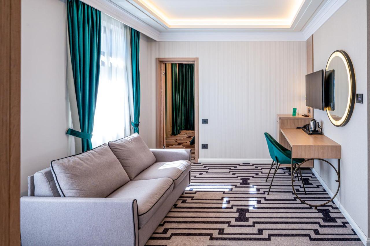 Hotel Carolin Calimanesti Exterior foto